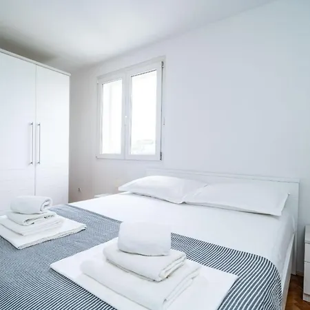 Vido- 1-bedroom With Loggia *